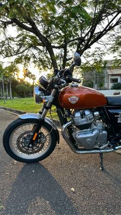 ROYAL ENFIELD INTERCEPTOR ROYAL ENFIELD INTERCEPTOR